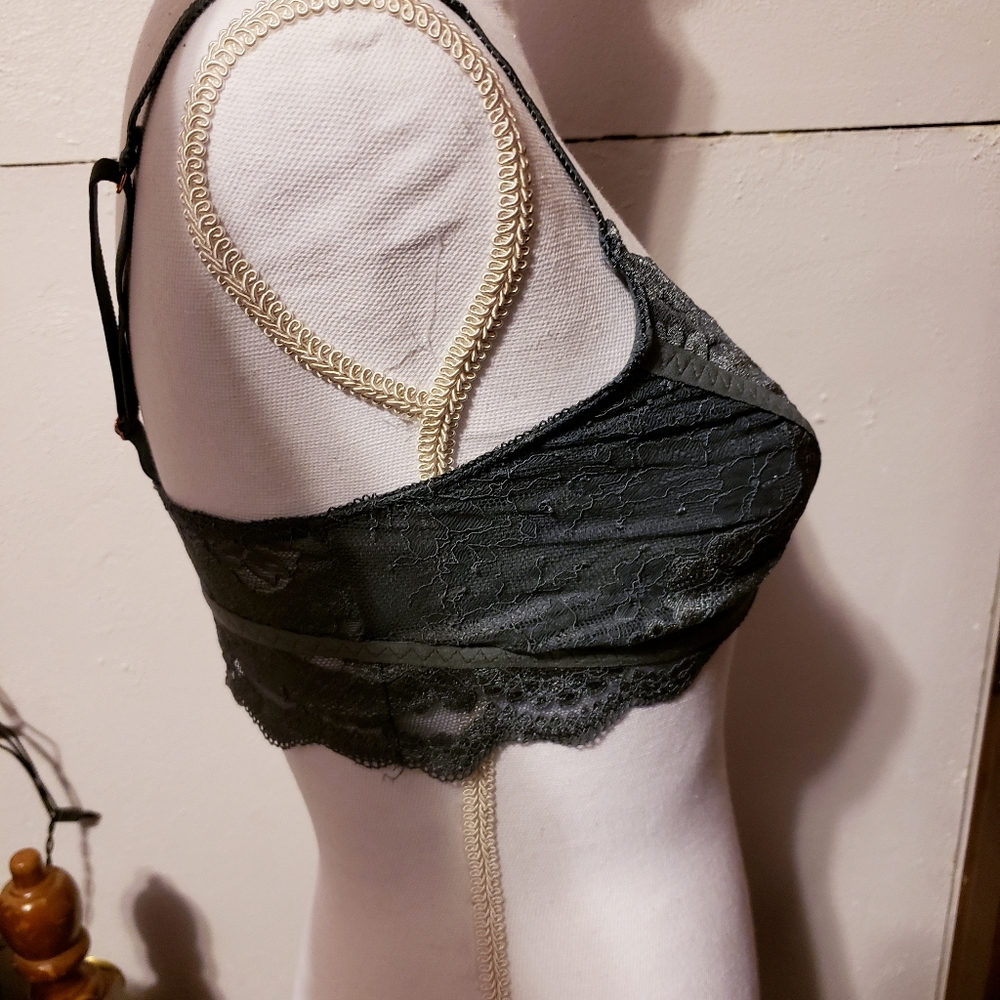 Modcloth Lacy bralette - Picture 6 of 7